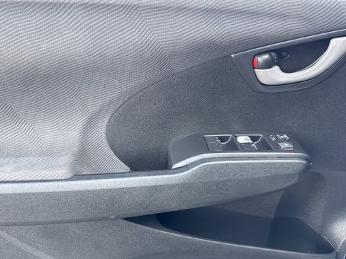 Used 2013 Honda Fit image 12