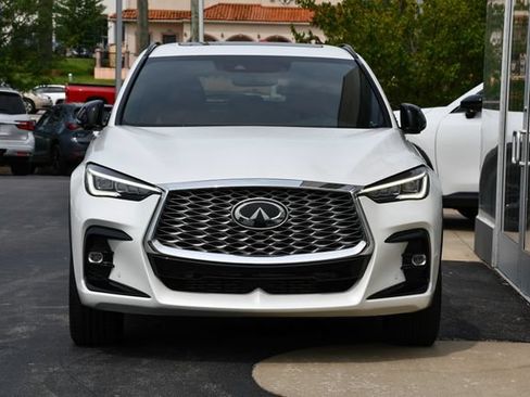 Used 2023 INFINITI QX55 Sensory w/ Lighting Package AWD/4WD image 12