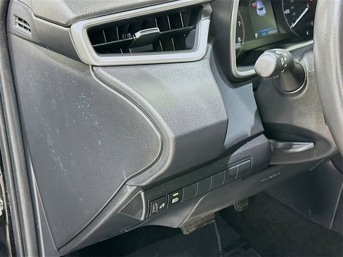 Used 2023 Toyota Corolla SE image 10