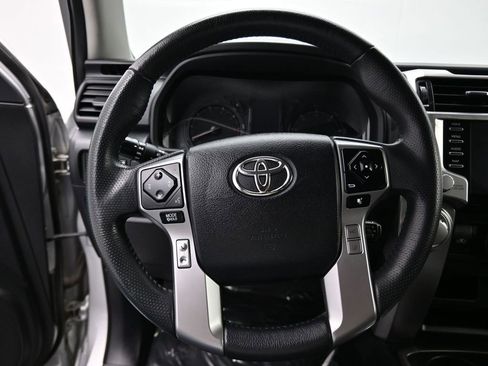 Used 2021 Toyota 4Runner SR5 image 7