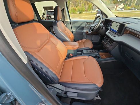 Used 2022 Ford Maverick Lariat w/ Lariat Luxury Package image 10