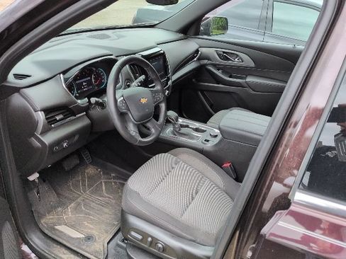 Used 2022 Chevrolet Traverse LT AWD/4WD image 9