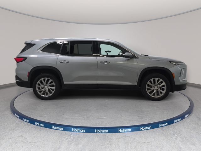 Used 2025 Buick Enclave Preferred AWD/4WD image 5