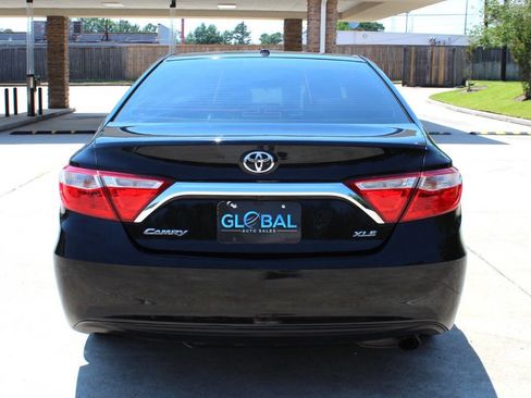 Used 2015 Toyota Camry XLE FWD image 6