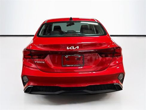Used 2023 Kia Forte LXS image 6