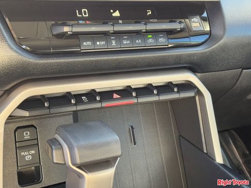 Used 2024 Toyota Tundra SR5 w/ SR5 Convenience Package AWD/4WD image 24
