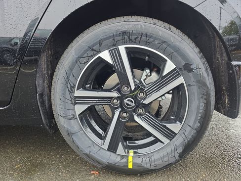 New 2025 Nissan Sentra SV w/ All-Weather Package image 10