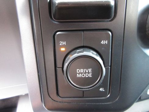 Certified 2023 Ford F150 XLT AWD/4WD image 19