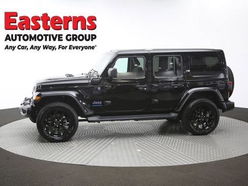Used 2025 Jeep Wrangler Unlimited Sahara AWD/4WD image 60