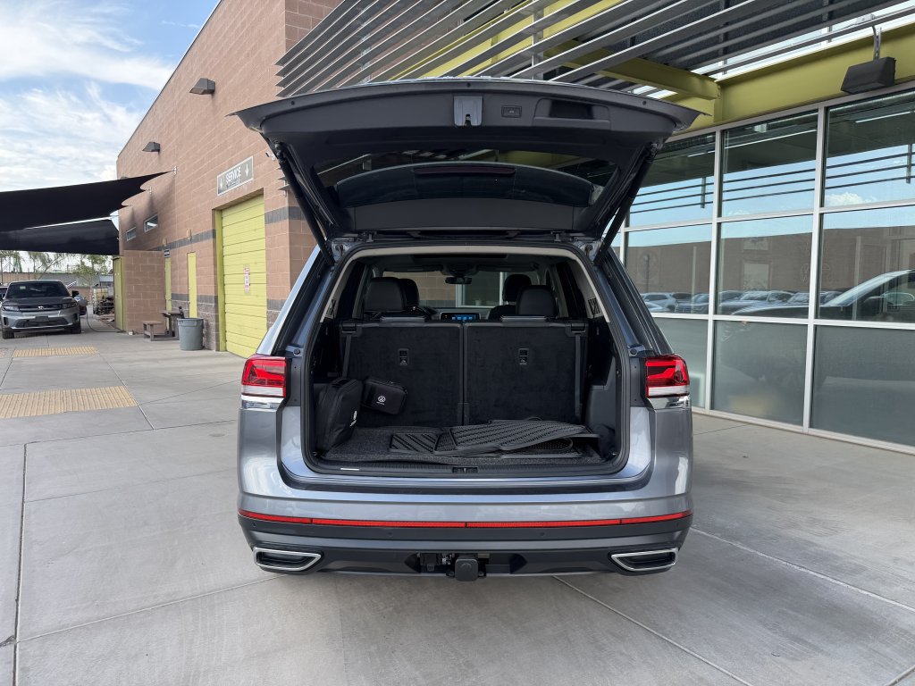 Used 2024 Volkswagen Atlas SE w/ Panoramic Sunroof Package FWD image 41
