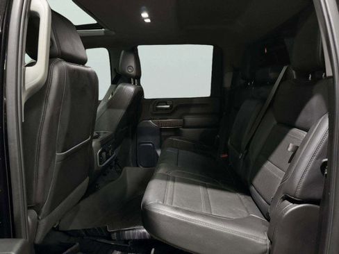 Used 2022 GMC Sierra 3500 Denali w/ Denali Ultimate Package image 33