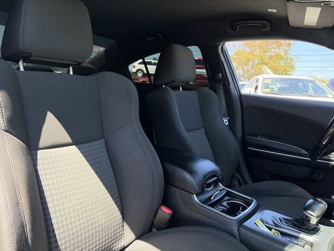 Used 2020 Dodge Charger R/T RWD image 28