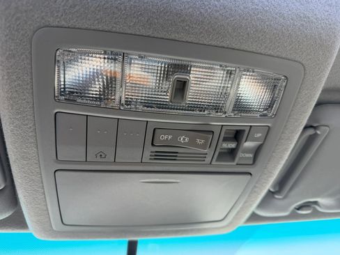 Used 2008 Toyota Highlander Limited image 36