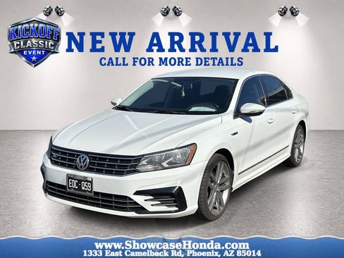 Used 2017 Volkswagen Passat 1.8T R-Line FWD image 1