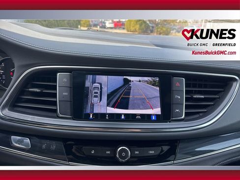 Used 2022 Buick Enclave Premium AWD/4WD image 26