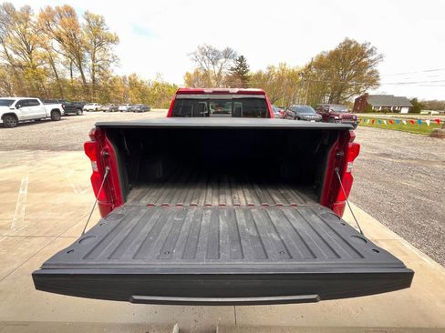 Used 2019 Chevrolet Silverado 1500 LTZ w/ LTZ Premium Package AWD/4WD image 7