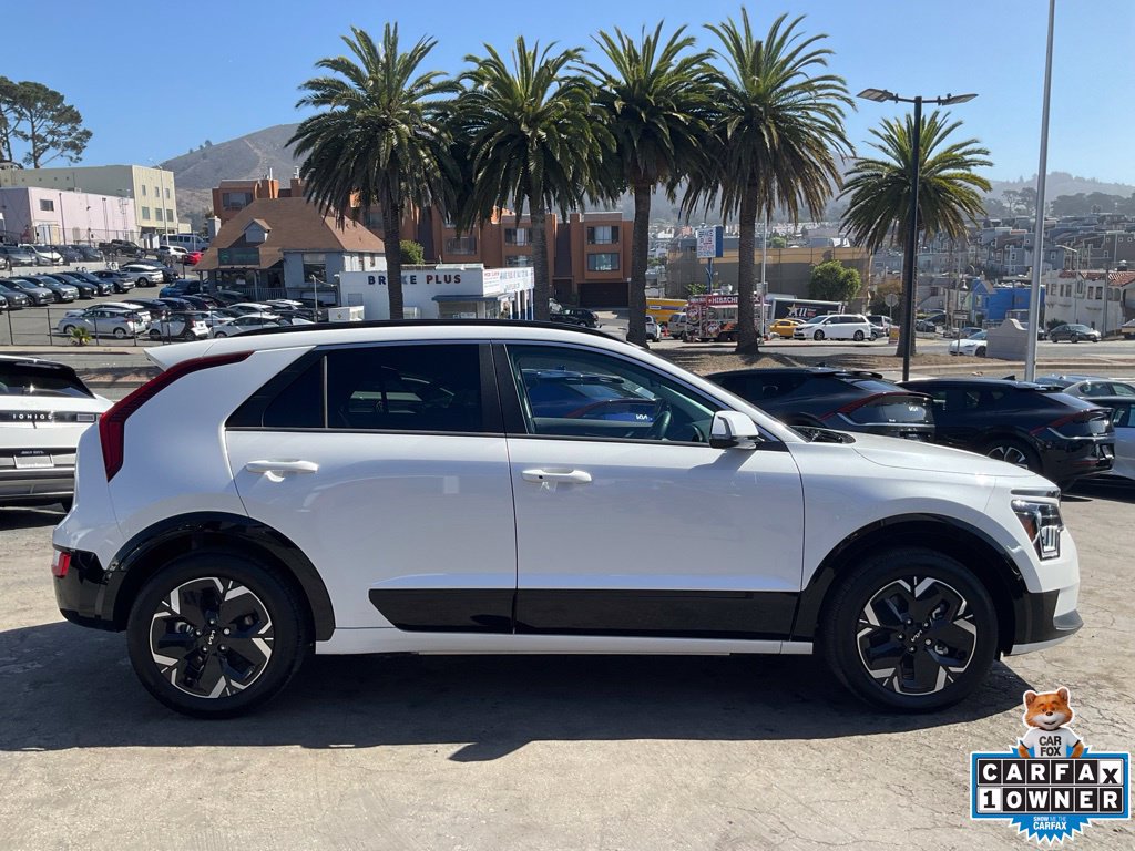 Used 2025 Kia Niro Wind FWD image 3
