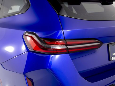 Used 2025 BMW M5 Touring w/ M Driver's Package image 46