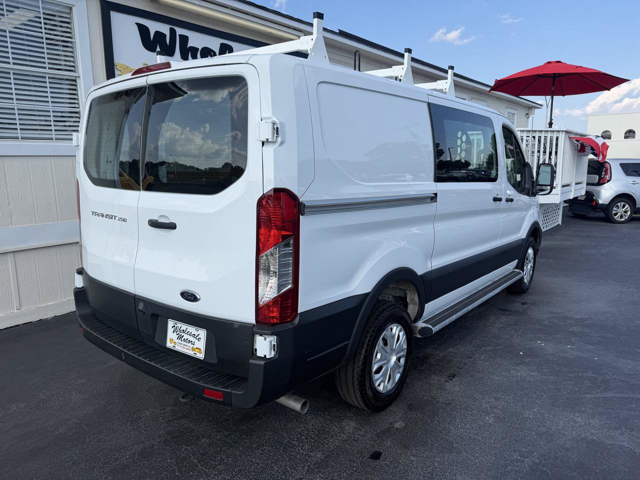 Used 2025 Ford Transit 250 Low Roof w/ Exterior Upgrade Package RWD image 7