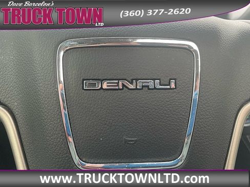 Used 2019 GMC Yukon Denali w/ Denali Ultimate Package AWD/4WD image 35