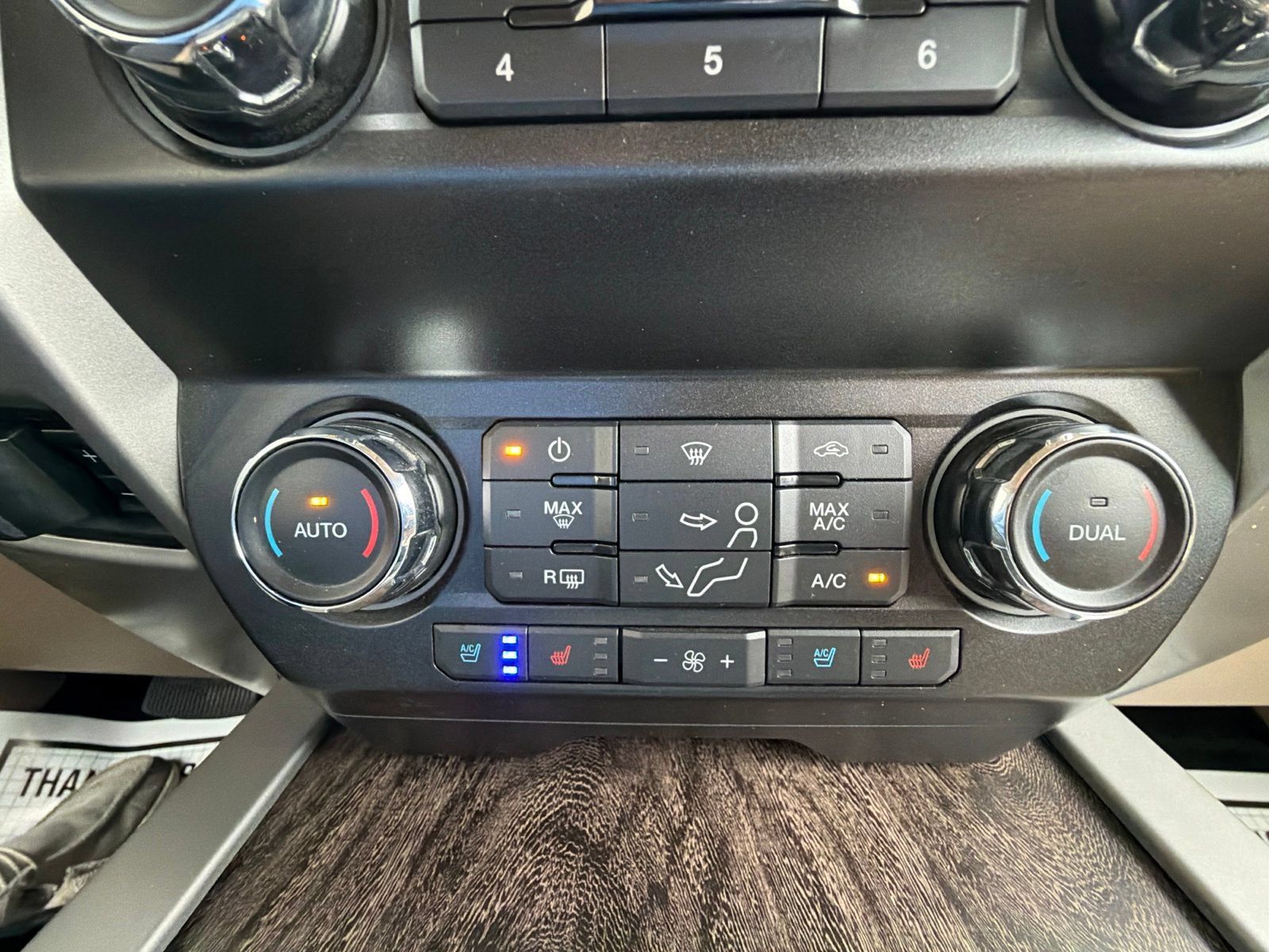 Used 2019 Ford F350 Lariat w/ Lariat Ultimate Package AWD/4WD image 26