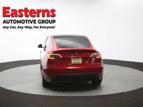 Used 2021 Tesla Model Y Long Range AWD/4WD image 34