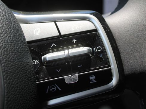 New 2026 Kia Carnival SX Prestige FWD image 40