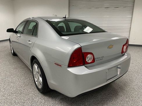 Used 2011 Chevrolet Malibu LS image 7