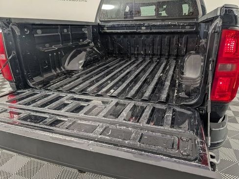 Used 2018 Chevrolet Colorado Z71 AWD/4WD image 26
