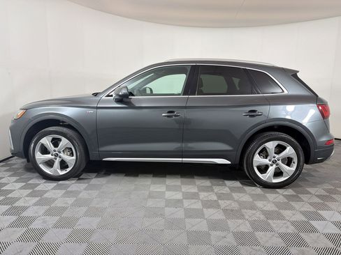 Used 2024 Audi Q5 2.0T Premium Plus w/ Premium Plus Package AWD/4WD image 2