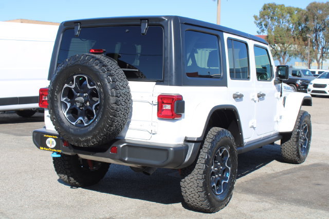 Used 2022 Jeep Wrangler Unlimited Rubicon 4xe AWD/4WD image 5