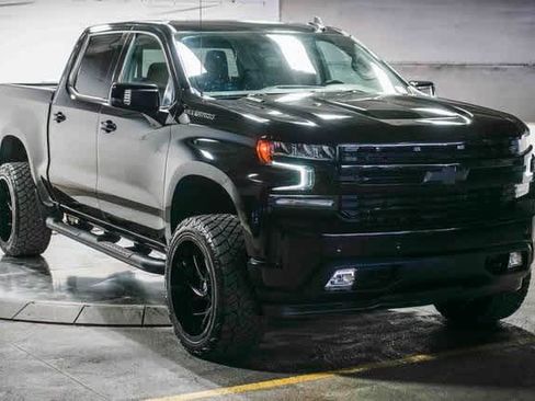 Used 2020 Chevrolet Silverado 1500 RST w/ All-Star Edition image 2