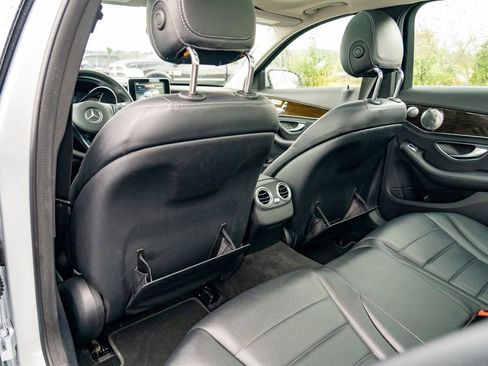 Used 2015 Mercedes-Benz C 300 4MATIC Sedan image 17