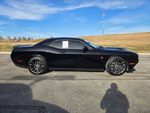Used 2021 Dodge Challenger R/T Scat Pack image 2