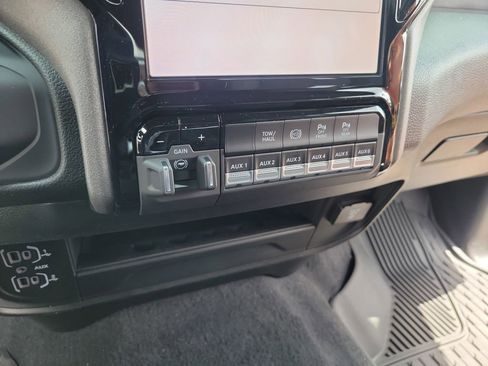 New 2026 RAM 3500 Tradesman AWD/4WD image 25