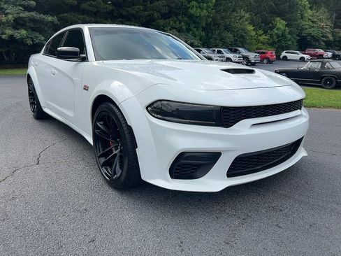 Used 2023 Dodge Charger Scat Pack RWD image 3