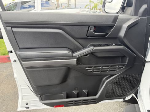 Used 2025 Toyota Tacoma SR5 RWD image 13