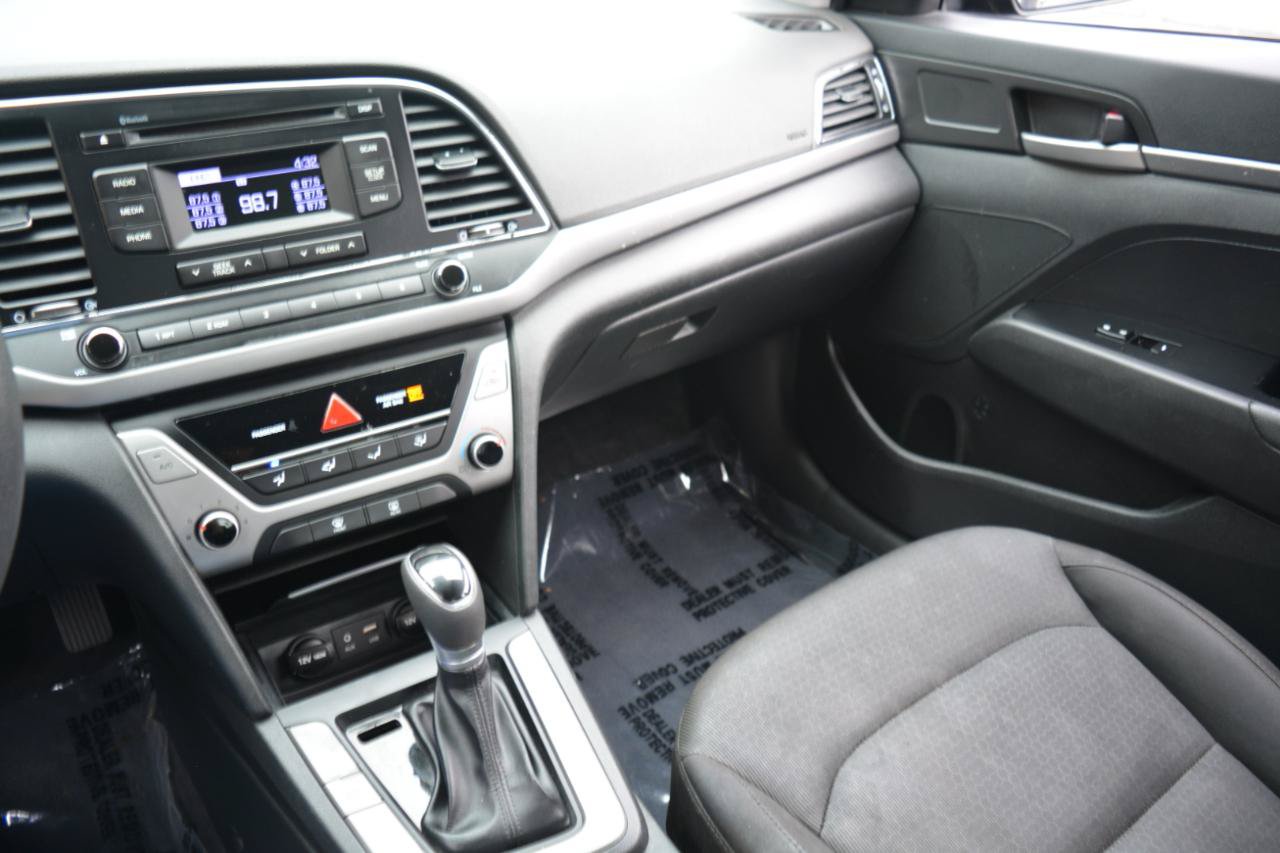Used 2018 Hyundai Elantra SE FWD image 20