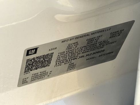 Used 2020 GMC Yukon XL Denali w/ Denali Premium Package image 28