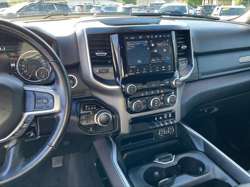 Used 2022 RAM 1500 Big Horn AWD/4WD image 18