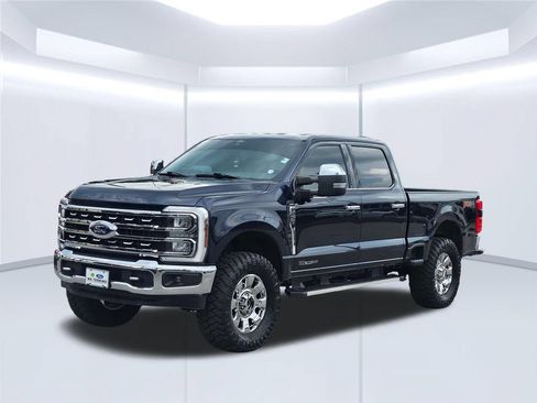 Certified 2024 Ford F250 Lariat w/ Chrome Package AWD/4WD image 2