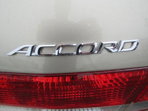 Used 2003 Honda Accord EX image 22