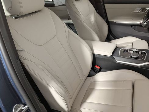 Used 2025 BMW 330i xDrive Sedan w/ M Sport Package image 25