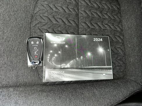 Used 2024 Chevrolet Equinox LT w/ LPO, Floor Liner Package image 4