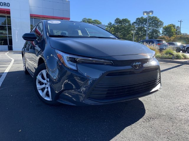 Used 2026 Toyota Corolla LE FWD image 2