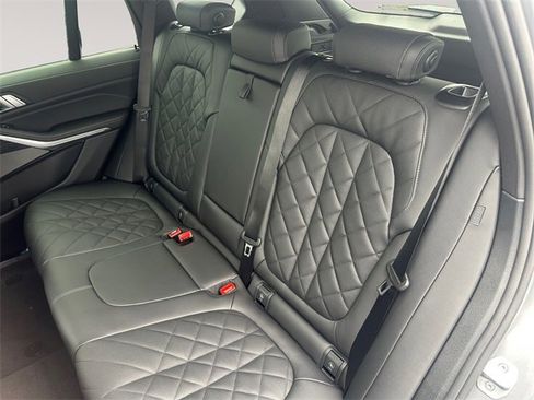 New 2026 BMW X5 xDrive40i w/ M Sport Package image 13