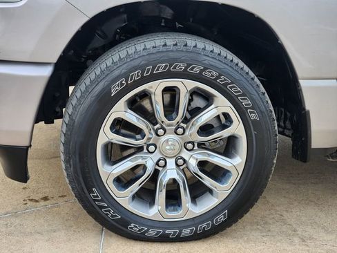 Used 2024 RAM 1500 Laramie image 17