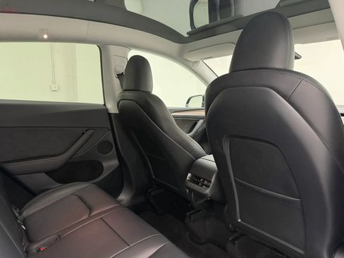 Used 2023 Tesla Model Y Performance AWD/4WD image 63