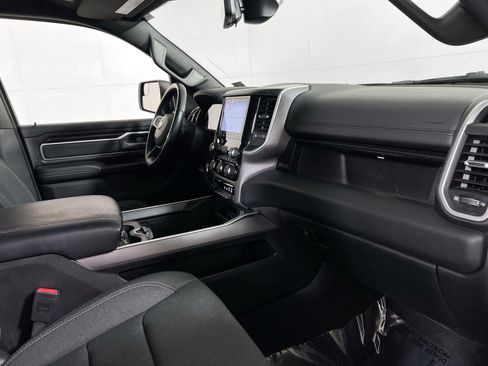 Used 2022 RAM 1500 Big Horn AWD/4WD image 28
