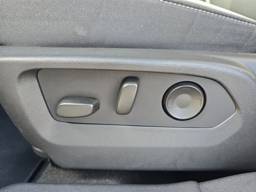Certified 2024 Buick Envision Sport Touring AWD/4WD image 13